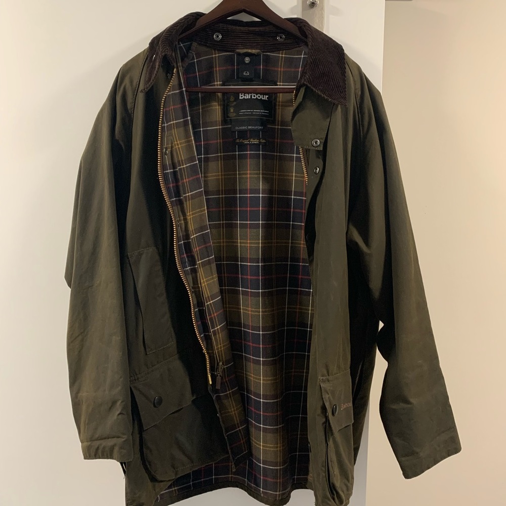 Classic Beaufort Barbour Jacket (XL) - Olive
